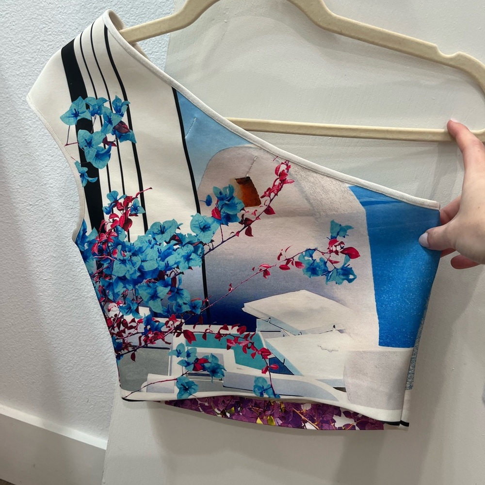 Cropped One-Shoulder Top - Picture 2 of 3